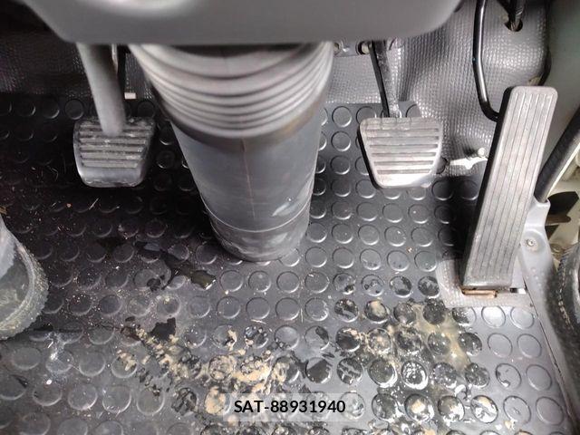 Isuzu ELF TRUCK 2012-12 8626640-11