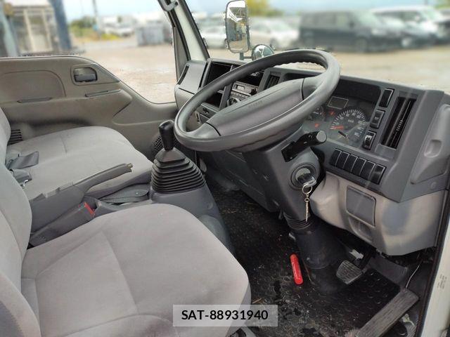 Isuzu ELF TRUCK 2012-12 8626640-5