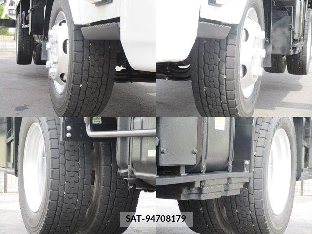 Isuzu ELF TRUCK 2017-03 8626608-17