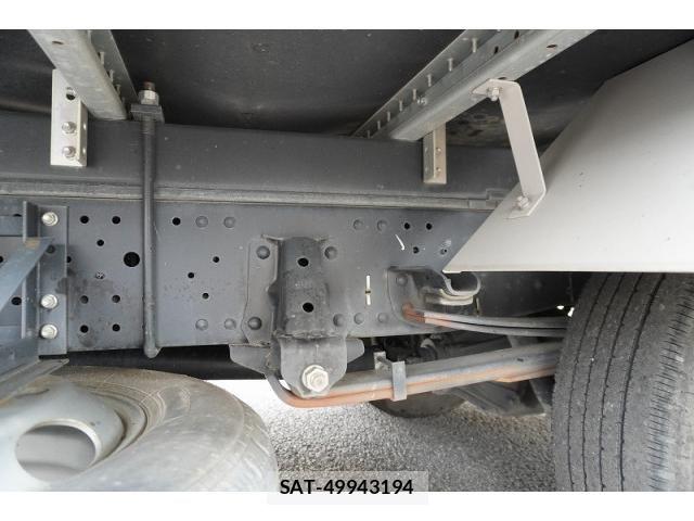 Isuzu ELF TRUCK 2023-07 8626609-11