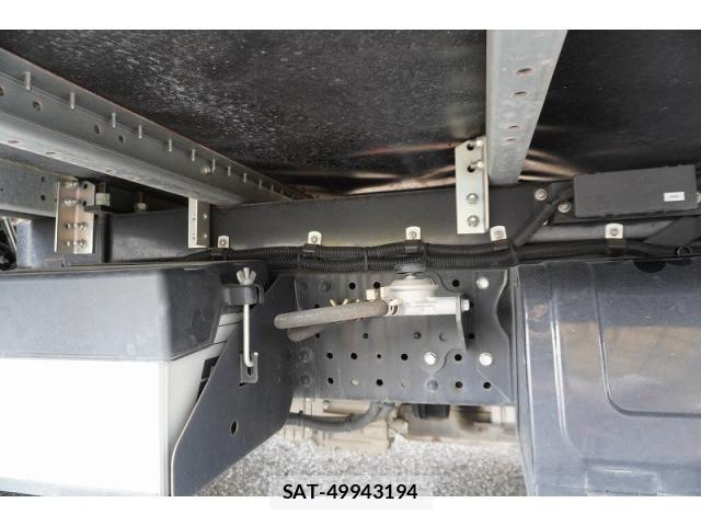 Isuzu ELF TRUCK 2023-07 8626609-12