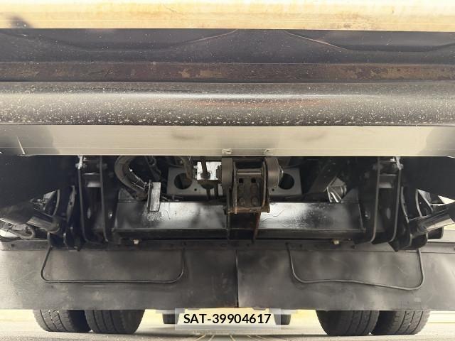 Isuzu ELF TRUCK 2017-02 8626616-13