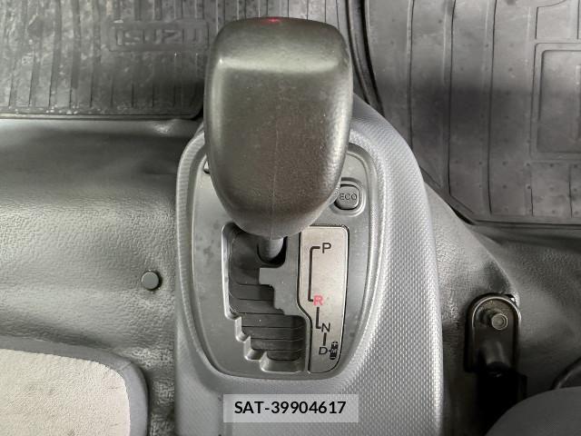 Isuzu ELF TRUCK 2017-02 8626616-19