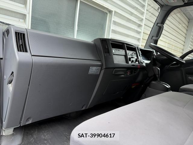 Isuzu ELF TRUCK 2017-02 8626616-21