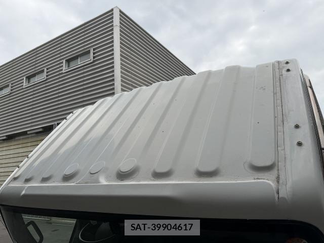 Isuzu ELF TRUCK 2017-02 8626616-22