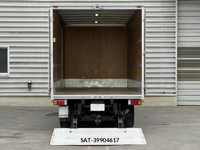 Isuzu ELF TRUCK 2017-02 8626616-5