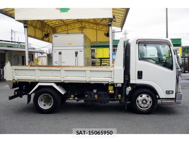 Isuzu ELF TRUCK 2017-07 8626612-4