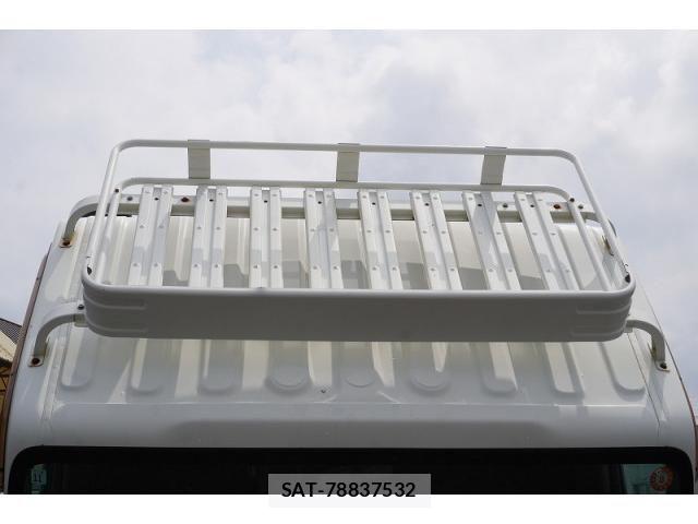 Isuzu ELF TRUCK 2013-11 8626613-15