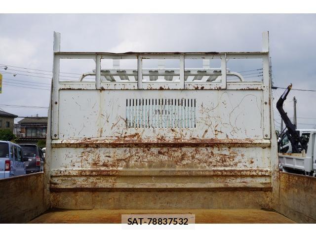 Isuzu ELF TRUCK 2013-11 8626613-21