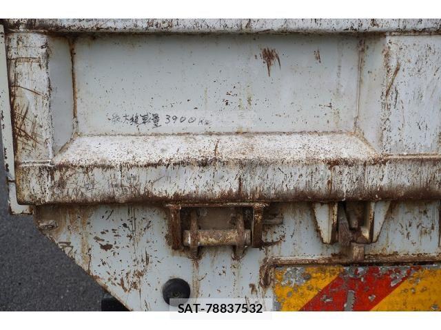 Isuzu ELF TRUCK 2013-11 8626613-22