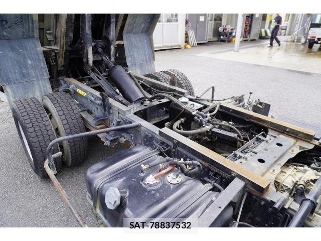 Isuzu ELF TRUCK 2013-11 8626613-26
