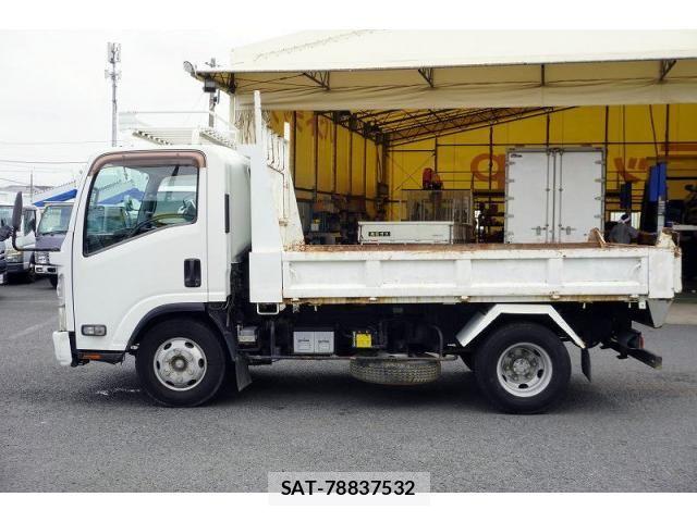 Isuzu ELF TRUCK 2013-11 8626613-2