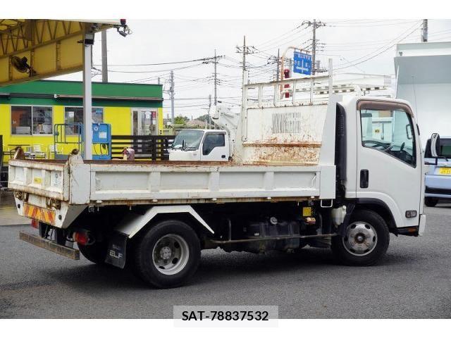 Isuzu ELF TRUCK 2013-11 8626613-7