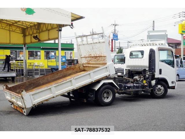 Isuzu ELF TRUCK 2013-11 8626613-8