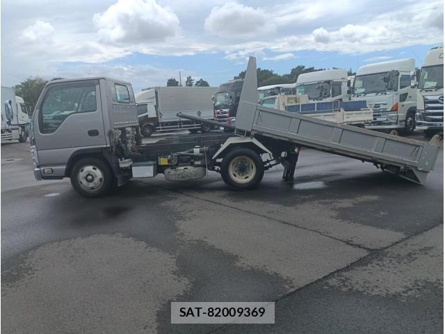 Isuzu ELF TRUCK 2018-08 8626615-9
