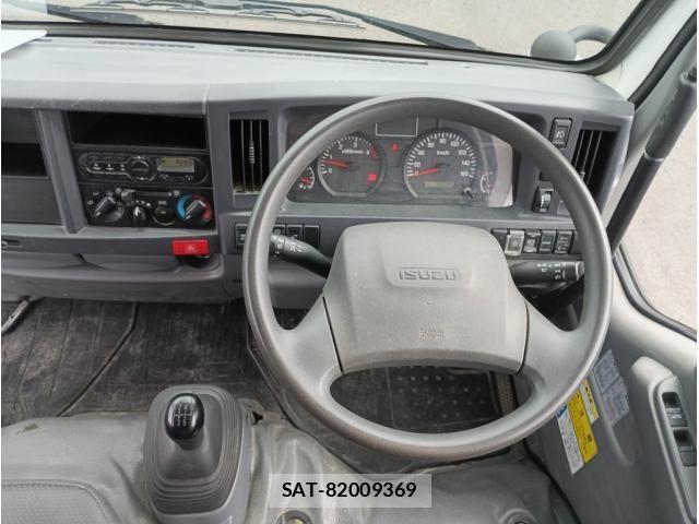 Isuzu ELF TRUCK 2018-08 8626615-21