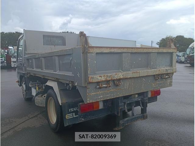 Isuzu ELF TRUCK 2018-08 8626615-3