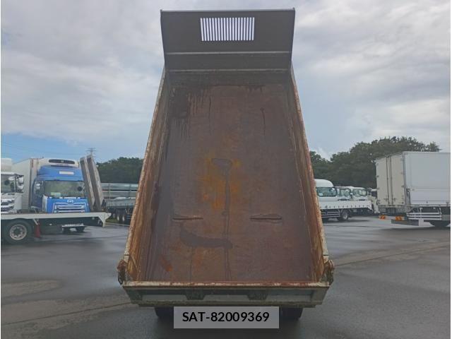 Isuzu ELF TRUCK 2018-08 8626615-7