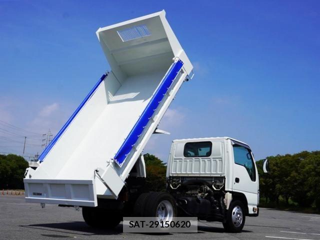 Isuzu ELF TRUCK 2012-11 8666093-1