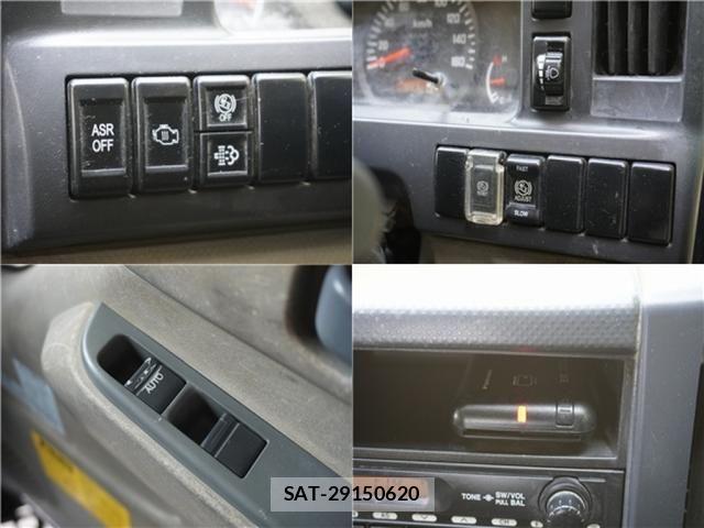 Isuzu ELF TRUCK 2012-11 8666093-25