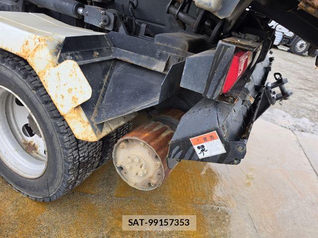 Isuzu ELF TRUCK 2009-03 8666095-18