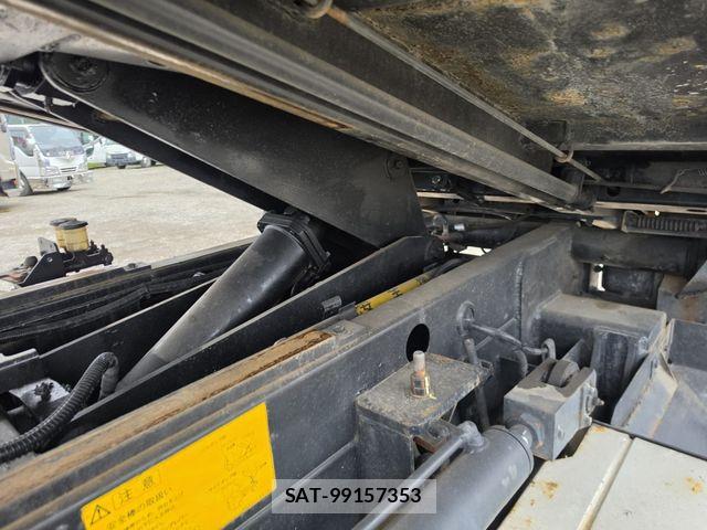 Isuzu ELF TRUCK 2009-03 8666095-20