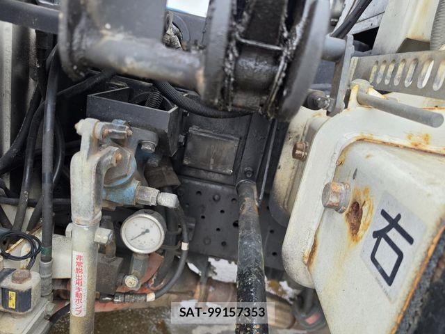 Isuzu ELF TRUCK 2009-03 8666095-24
