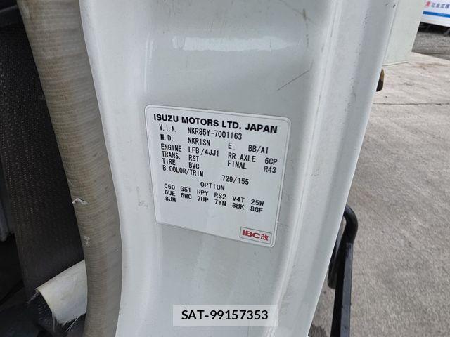 Isuzu ELF TRUCK 2009-03 8666095-29