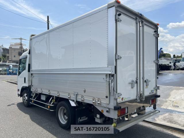 Isuzu ELF TRUCK 2020-01 8658922-3