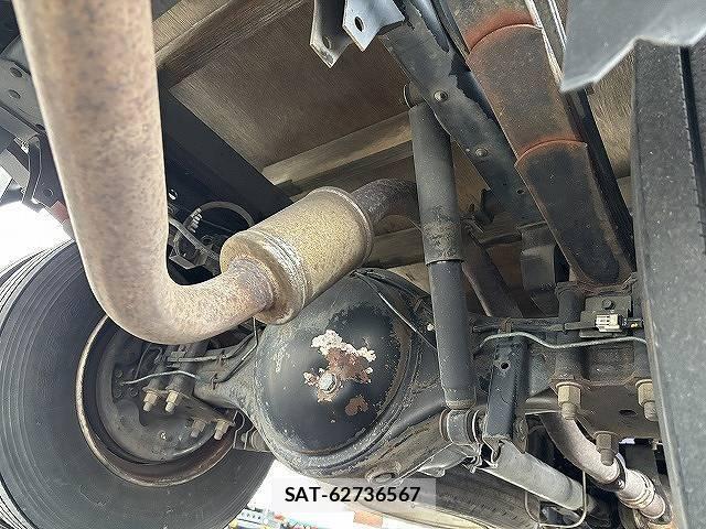 Isuzu ELF TRUCK 2003-08 8666092-18