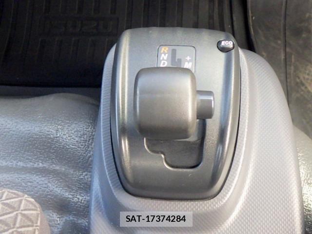 Isuzu ELF TRUCK 2021-04 8658921-12