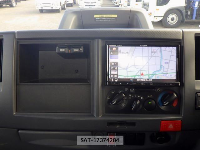 Isuzu ELF TRUCK 2021-04 8658921-13