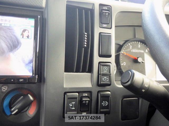 Isuzu ELF TRUCK 2021-04 8658921-17