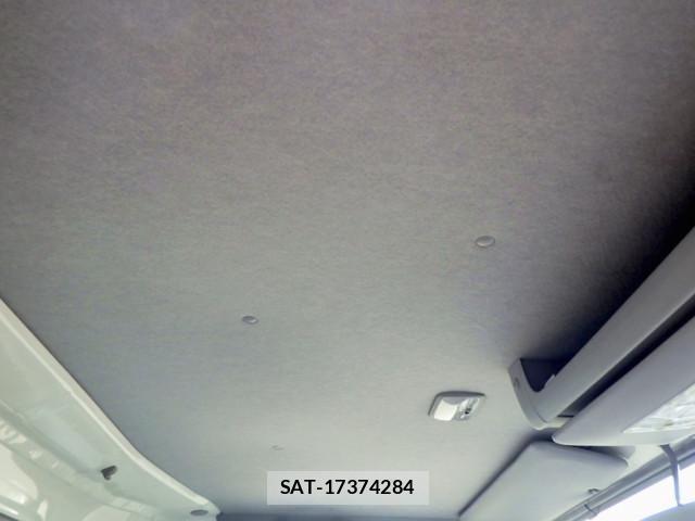 Isuzu ELF TRUCK 2021-04 8658921-20
