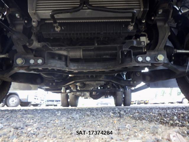 Isuzu ELF TRUCK 2021-04 8658921-26
