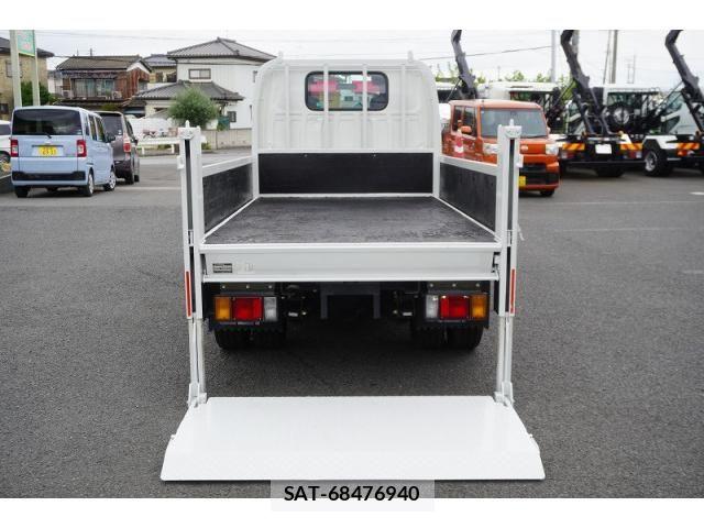Isuzu ELF TRUCK 2014-05 8666094-17