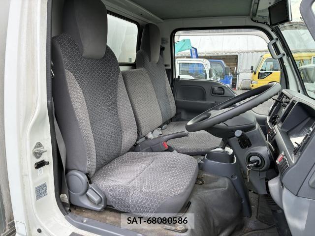 Isuzu ELF TRUCK 2018-06 8658933-1