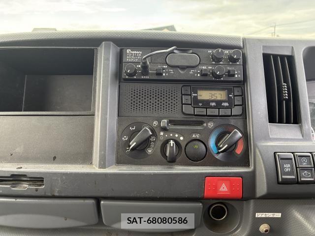 Isuzu ELF TRUCK 2018-06 8658933-5