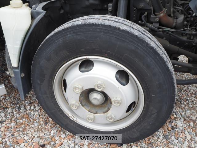 Isuzu ELF TRUCK 2011-11 8658934-10