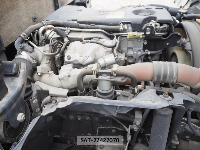 Isuzu ELF TRUCK 2011-11 8658934-11