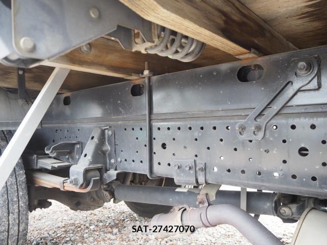Isuzu ELF TRUCK 2011-11 8658934-15