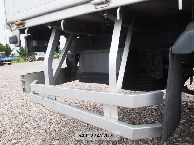 Isuzu ELF TRUCK 2011-11 8658934-17