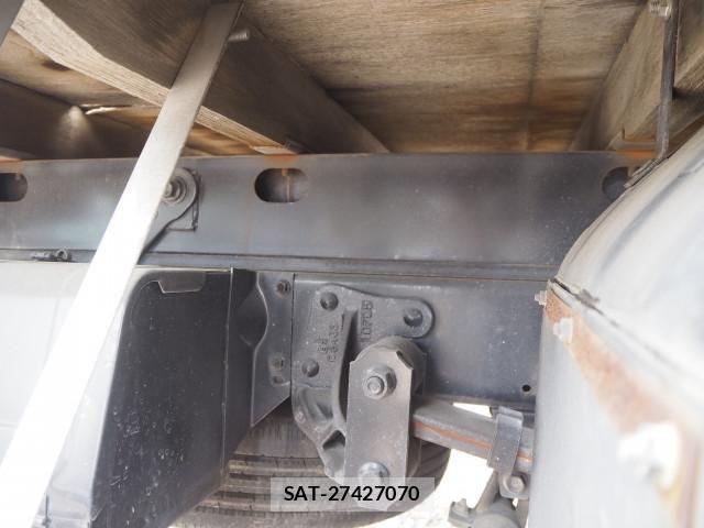 Isuzu ELF TRUCK 2011-11 8658934-19