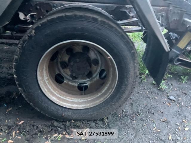 Isuzu ELF TRUCK 2011-01 8658940-9