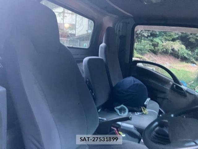 Isuzu ELF TRUCK 2011-01 8658940-13