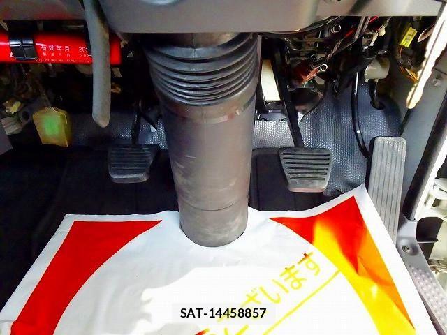 Isuzu ELF TRUCK 2017-11 8658924-17
