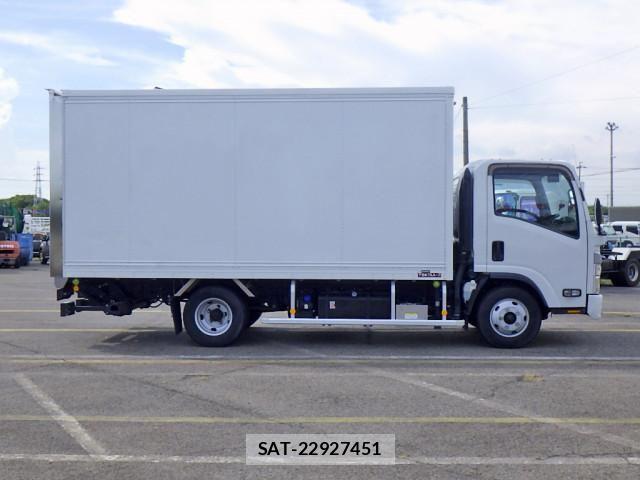 Isuzu ELF TRUCK 2022-08 8658913-4