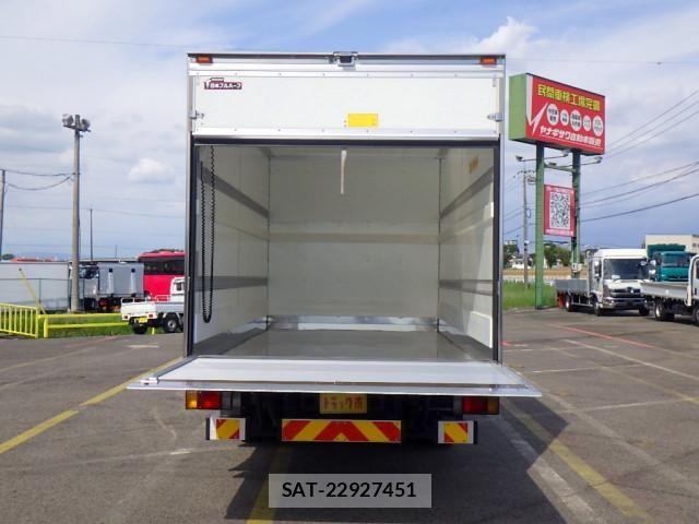 Isuzu ELF TRUCK 2022-08 8658913-6
