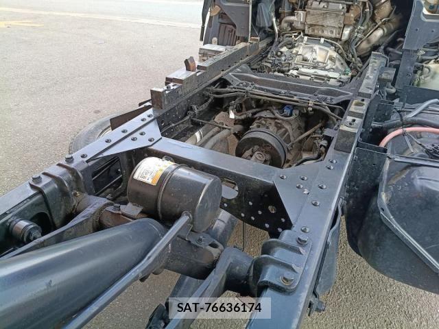 Isuzu ELF TRUCK 2018-07 8658928-12