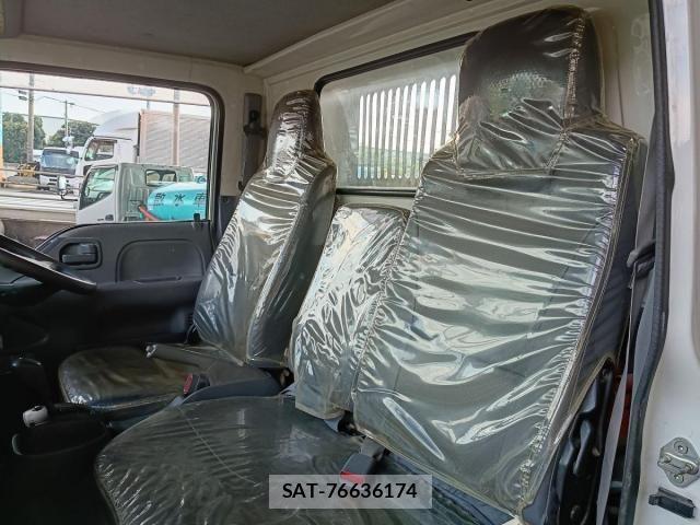 Isuzu ELF TRUCK 2018-07 8658928-23